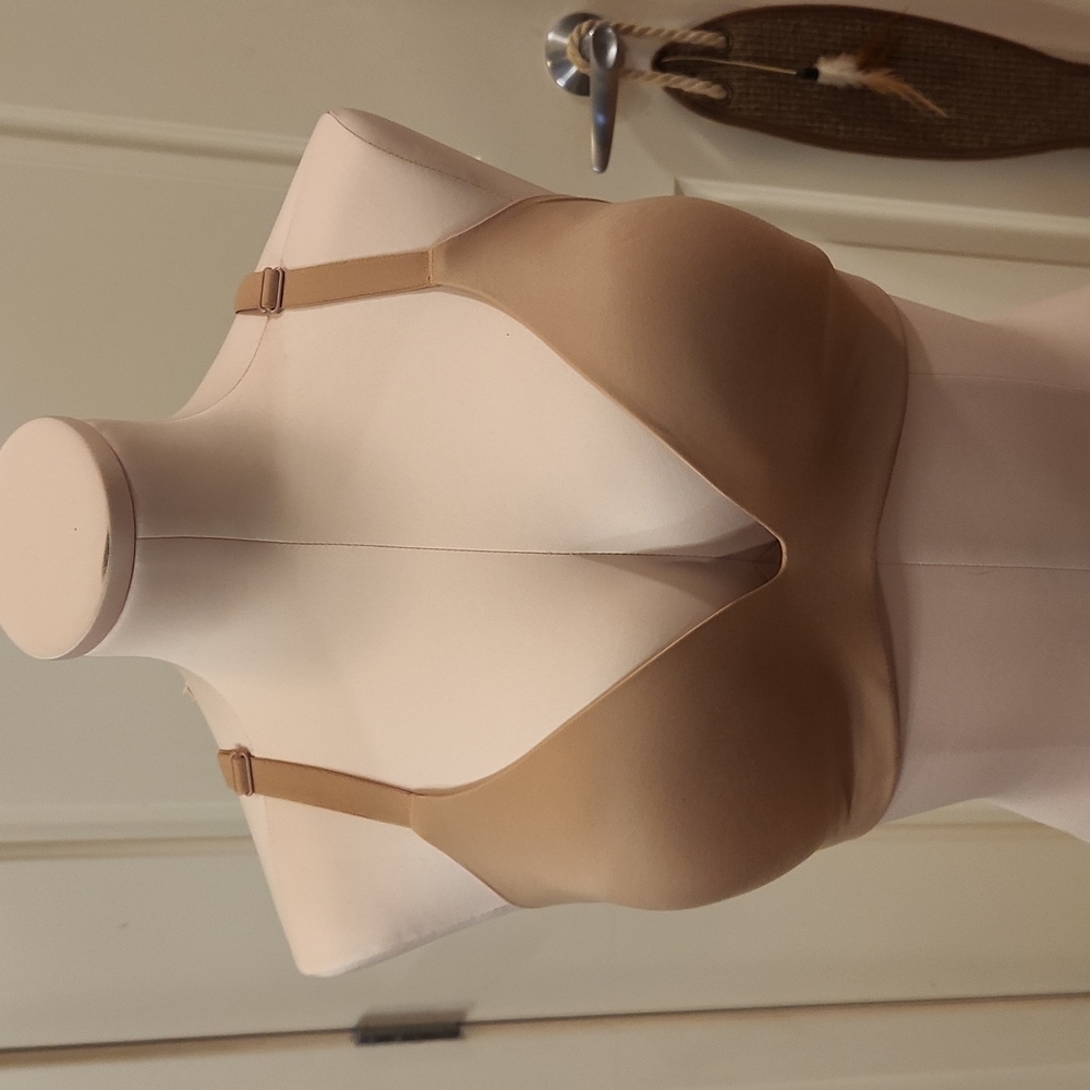 NWOT VS bra